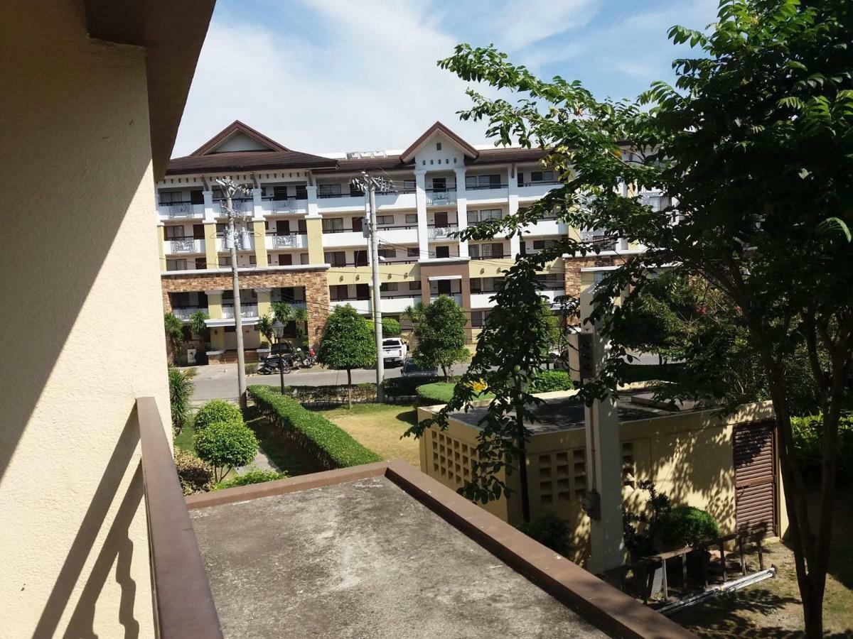 One Oasis A9 At The Back Of Sm Mall Davao Екстер'єр фото